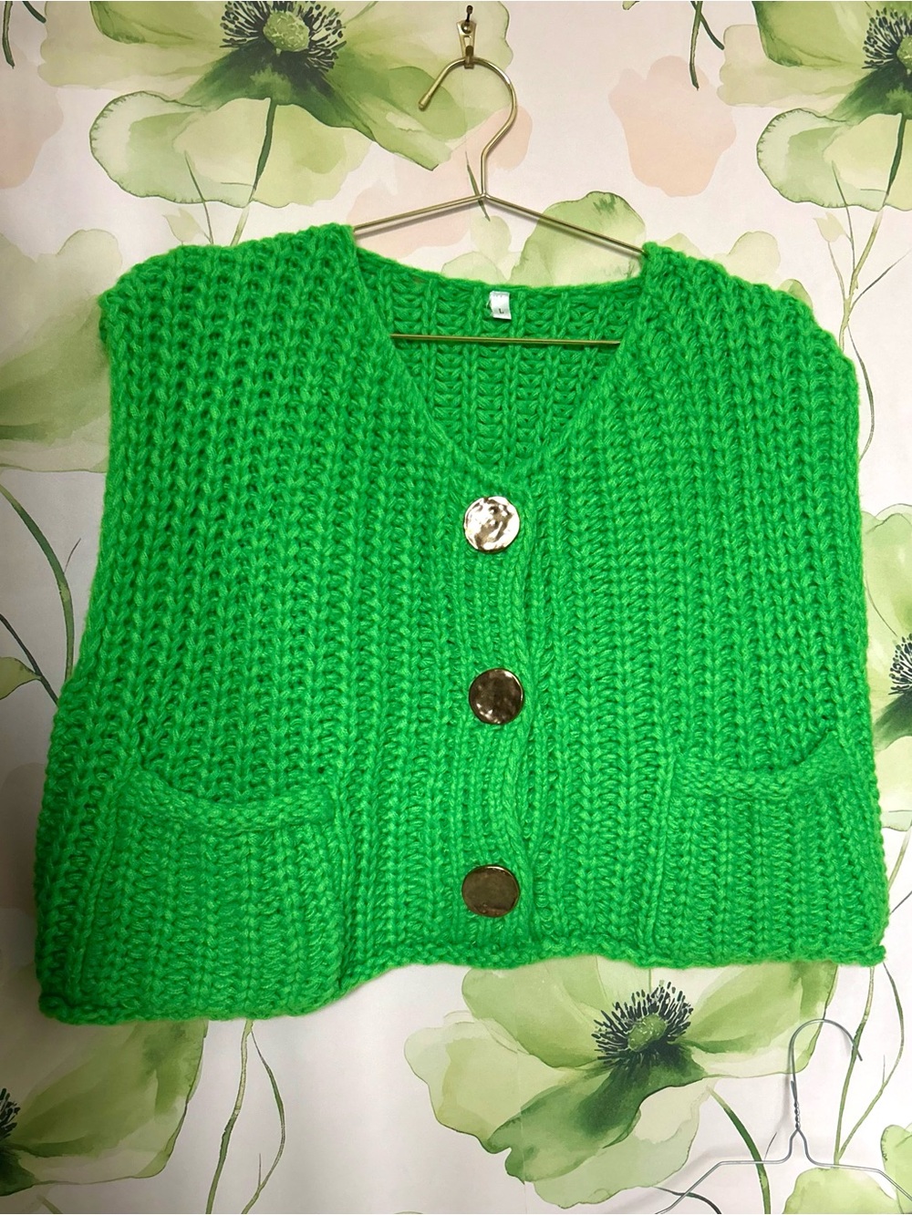 Women's Sleeveless Knitted Vest -Size L - Picture 3 of 10